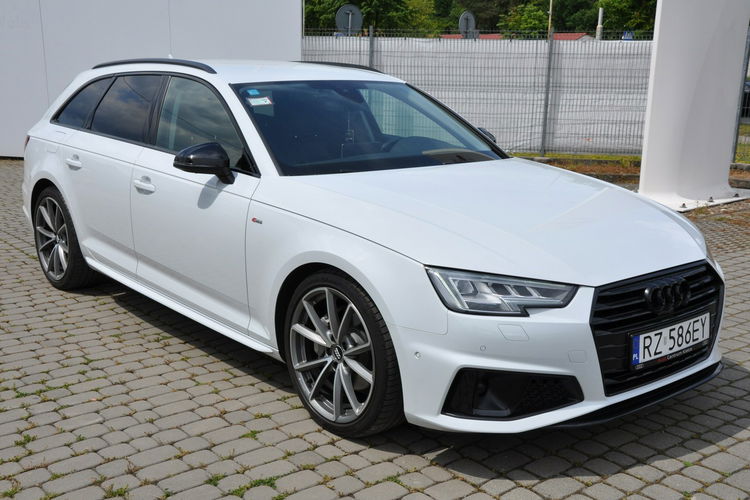 Audi A4 AVANT Competition 2.0TDI 190KM S-tronic S-line Matrix ACC El.klapa Key zdjęcie 9