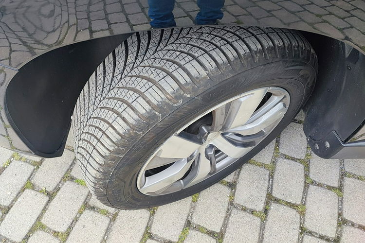 Peugeot 2008 1.6 16V VTi 120 Allure zdjęcie 22