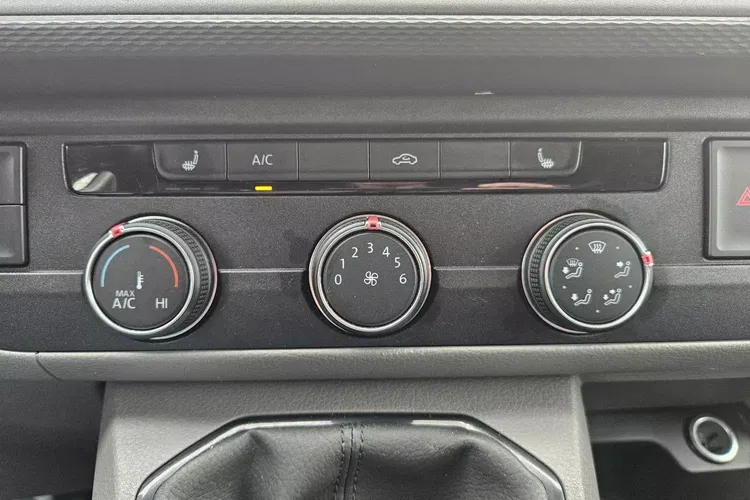 Volkswagen Transporter L2H1 84999zł NETTO 2.0TDi/140KM zdjęcie 28