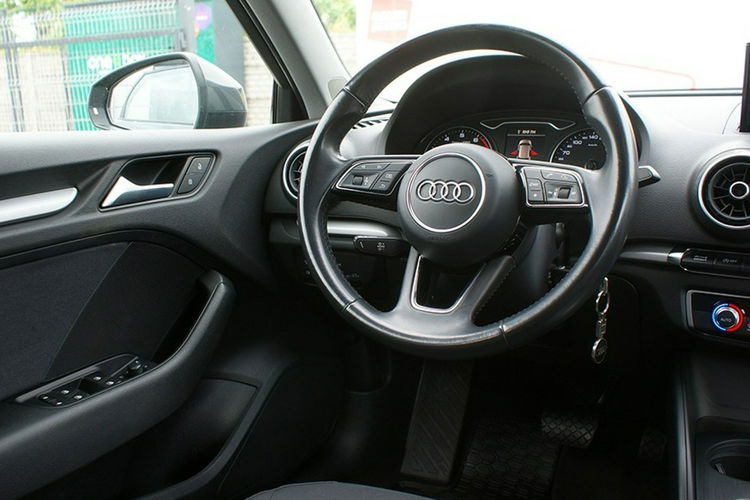 Audi A3 zdjęcie 8
