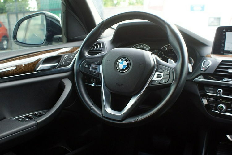 BMW X3 zdjęcie 17