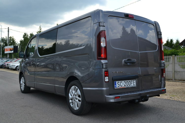 Opel Vivaro Parktronic Nawigacja 5osobowy Kamera cofania Zarejestrowany zdjęcie 6
