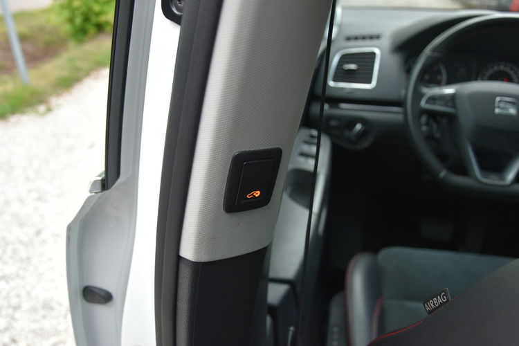 Seat Alhambra FR line 2.0TDi 150KM DSG XI.2018r. FullLED NAVi Kamera Panorama zdjęcie 17