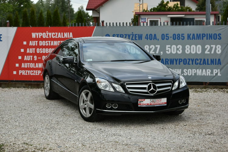 Mercedes E 250 E 250CDi Coupe 2.2 CDi 204KM Manual 2010r. Skóra Xenon NAVi Panorama zdjęcie 7