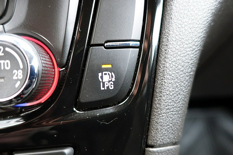 Opel Mokka FABRYCZNE LPG 1.4 140KM 2xKlima 3LATA GWAR 1wł Kraj Bezwyp 4x2 zdjęcie 20