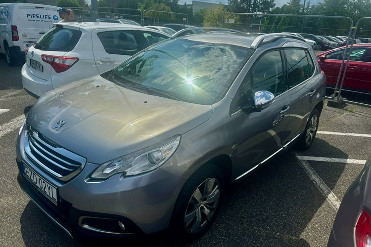 Peugeot 2008 1.6hdi Navi ledy pół skóry bezwypadkowy zamiana 1.r.gwaran zdjęcie 2