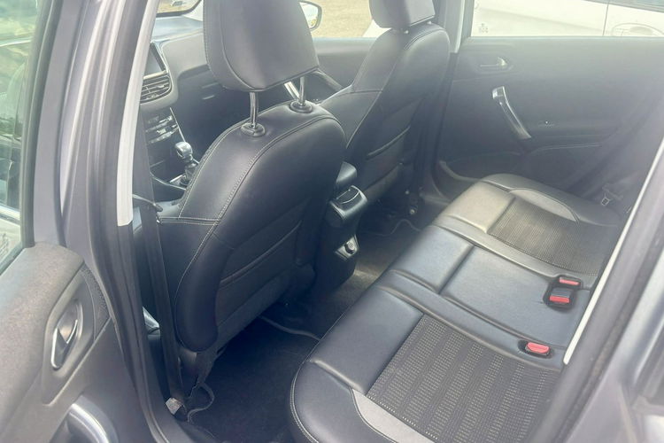 Peugeot 2008 1.6hdi Navi ledy pół skóry bezwypadkowy zamiana 1.r.gwaran zdjęcie 6