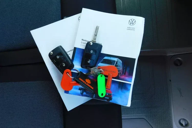 Volkswagen CRAFTER zdjęcie 16