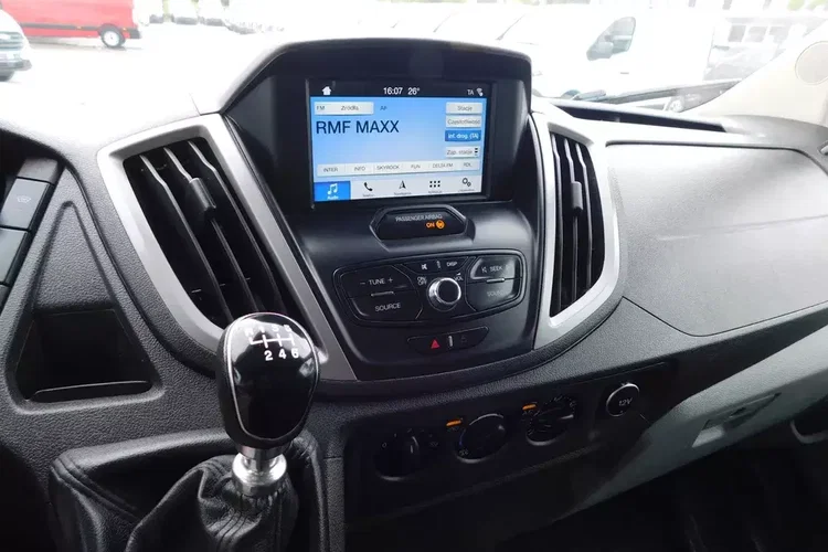 Ford Transit zdjęcie 7