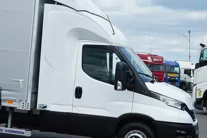 Iveco / DAILY / 70C18 / E 6 / BURTO FIRANKA / 15 PALET / ŁAD. 3502 KG zdjęcie 25