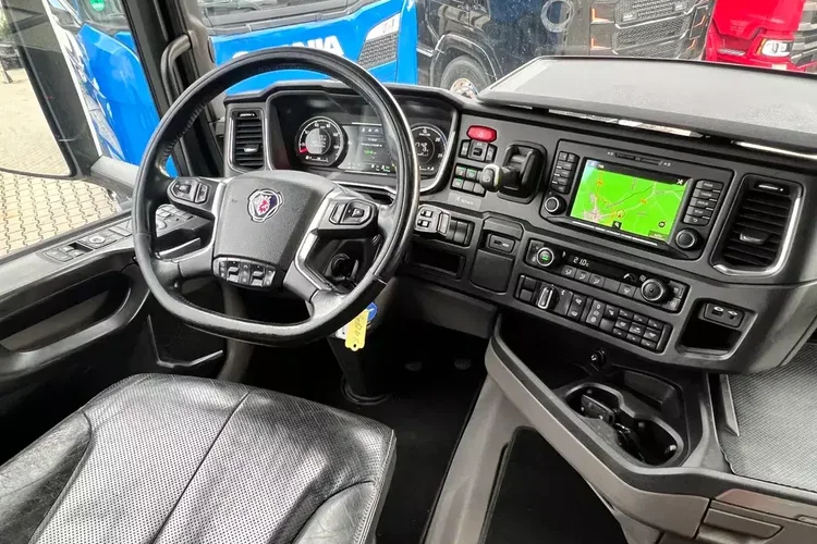 R500 STANDARD z Niemiec pełna opcja ASO Scania kontrakt 19/20 zdjęcie 12