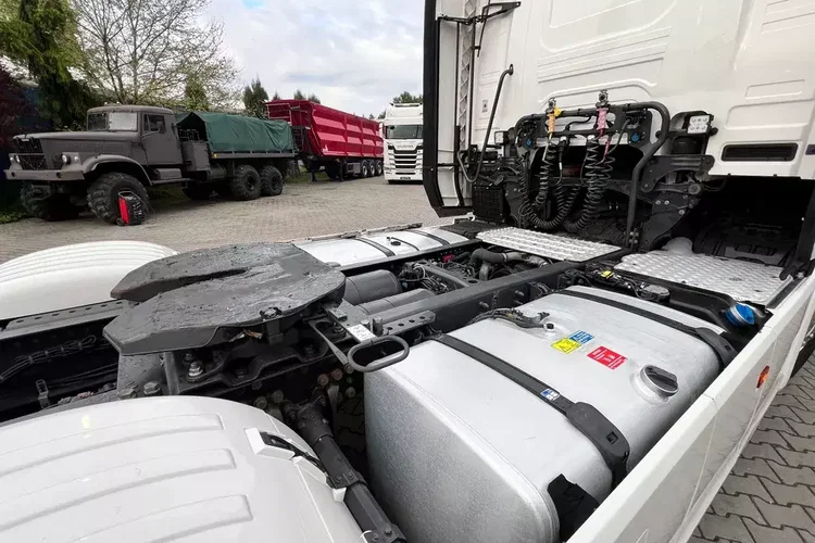 R500 STANDARD z Niemiec pełna opcja ASO Scania kontrakt 19/20 zdjęcie 16