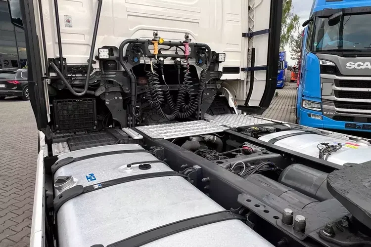 R500 STANDARD z Niemiec pełna opcja ASO Scania kontrakt 19/20 zdjęcie 17