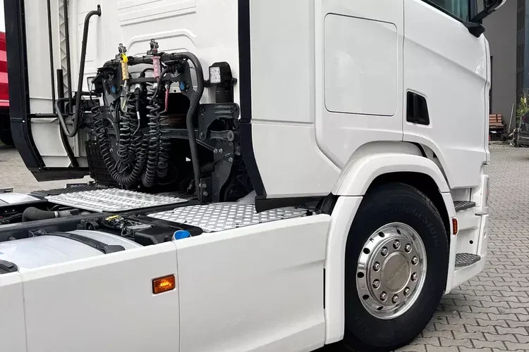 R500 STANDARD z Niemiec pełna opcja ASO Scania kontrakt 19/20 zdjęcie 25
