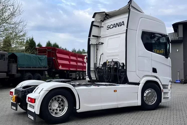 R500 STANDARD z Niemiec pełna opcja ASO Scania kontrakt 19/20 zdjęcie 29
