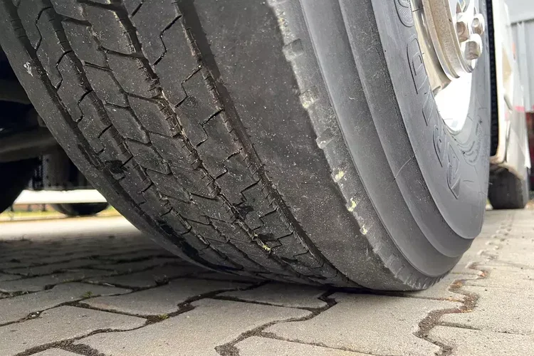 R500 STANDARD z Niemiec pełna opcja ASO Scania kontrakt 19/20 zdjęcie 35