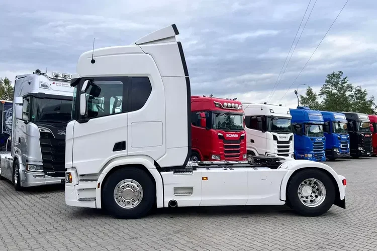 R500 STANDARD z Niemiec pełna opcja ASO Scania kontrakt 19/20 zdjęcie 7