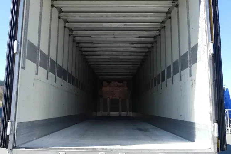 Krone CHŁODNIA / DOPPELSTOCK / OŚ PODNOSZONA / zdjęcie 20