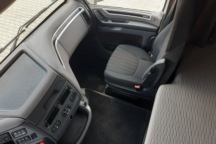 DAF XF 480 FT zdjęcie 8