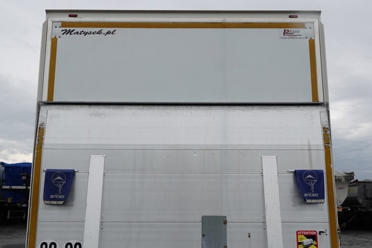 MAN TGL 12.250 / SOLÓWKA / KONTENER 8 M / WINDA / BOCZNE DRZWI / 2021 ROK  zdjęcie 16