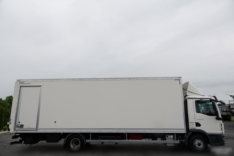 MAN TGL 12.250 / SOLÓWKA / KONTENER 8 M / WINDA / BOCZNE DRZWI / 2021 ROK  zdjęcie 18