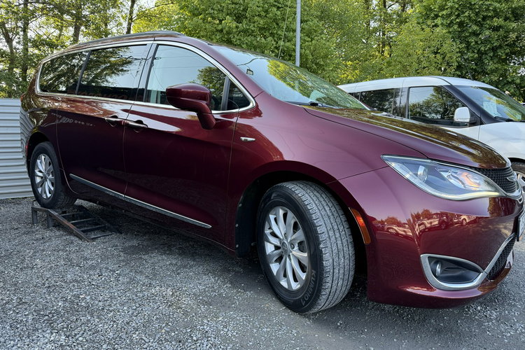 Chrysler Pacifica INSTALACJA GAZOWA. 7-Osobowa . Klimatyzacja 3 Strefowa zdjęcie 5