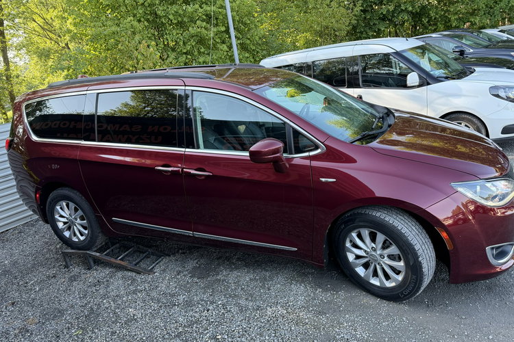Chrysler Pacifica INSTALACJA GAZOWA. 7-Osobowa . Klimatyzacja 3 Strefowa zdjęcie 6