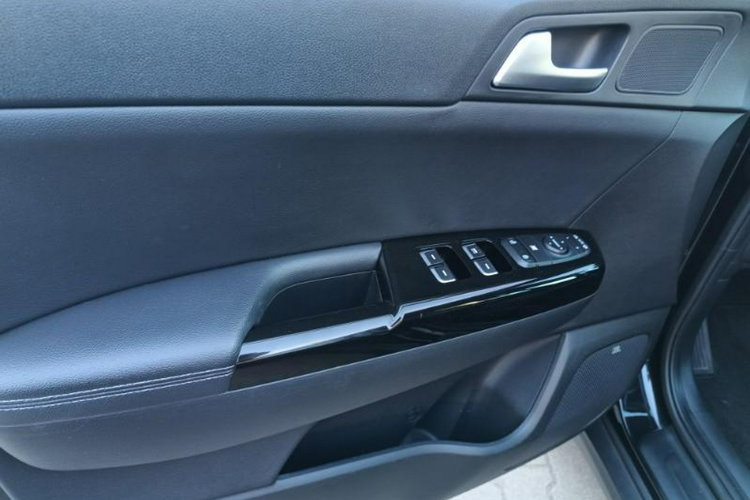 Sportage Kia Sportage 1.6 GDI L Business Line Plus 2WD zdjęcie 12