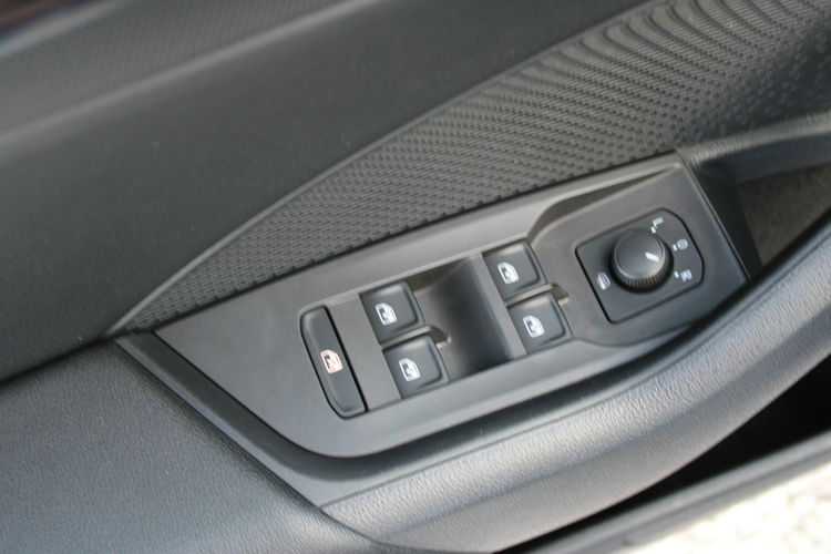 Skoda Octavia AMBITION F-vat LED Salon Polska Gwarancja KESSY FULL zdjęcie 13