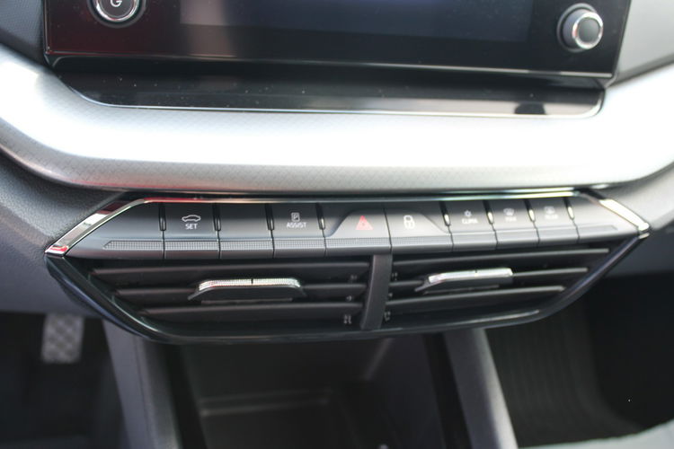 Skoda Octavia AMBITION F-vat LED Salon Polska Gwarancja KESSY FULL zdjęcie 21