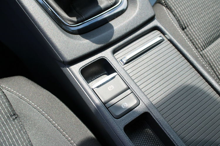 Skoda Octavia AMBITION F-vat LED Salon Polska Gwarancja KESSY FULL zdjęcie 22