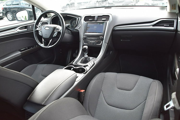 Ford Mondeo Titanium Led Alu Navi Gwarancja zdjęcie 6
