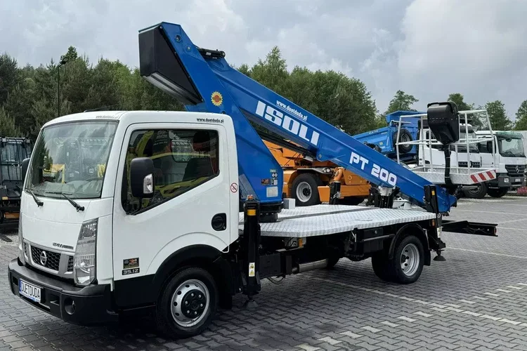Nissan Cabstar zdjęcie 2