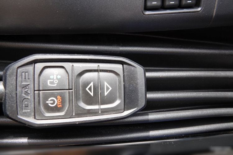 DAF XF 480 / SPACE CAB / 2018 R / SPROWADZONY / PO KONTRAKCIE SERWISOWYM zdjęcie 24