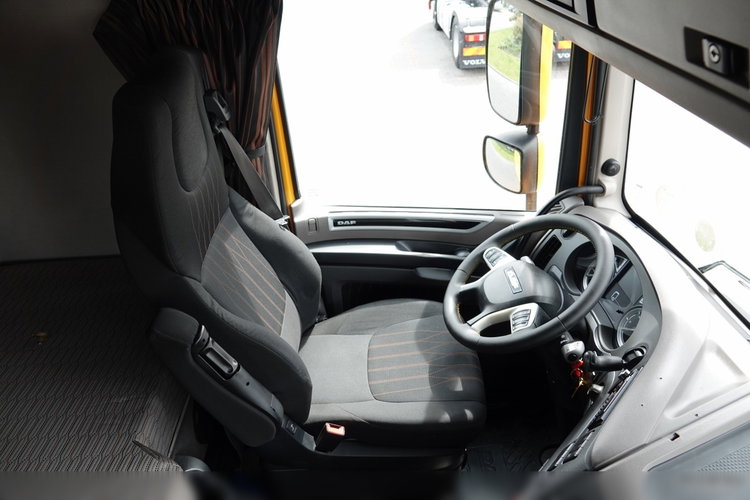 DAF XF 480 / SPACE CAB / 2018 R / SPROWADZONY / PO KONTRAKCIE SERWISOWYM zdjęcie 28