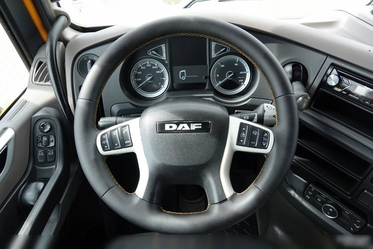 DAF XF 480 / SPACE CAB / 2018 R / SPROWADZONY / PO KONTRAKCIE SERWISOWYM zdjęcie 29