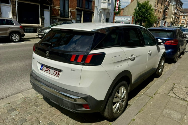 Peugeot 3008 1.6 blu hdi 120KM automat ledy Navi bezwypadkowy serwis zamiana 1.r gw zdjęcie 18