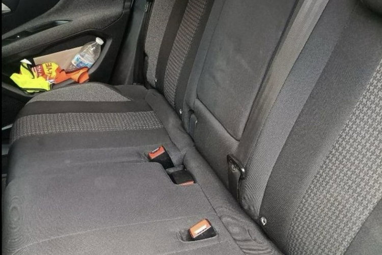 Peugeot 3008 1.6 blu hdi 120KM automat ledy Navi bezwypadkowy serwis zamiana 1.r gw zdjęcie 7