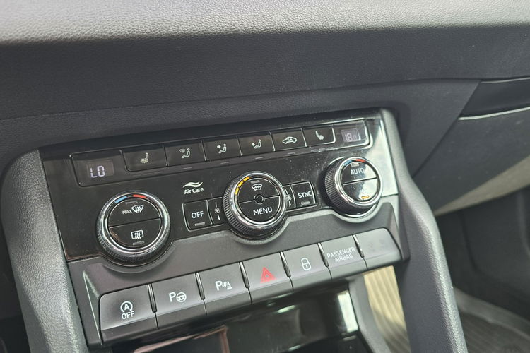 Skoda Karoq 2.0 TDi 150KM DSG 4x4 STYLE / Salon PL / ZADBANA zdjęcie 22