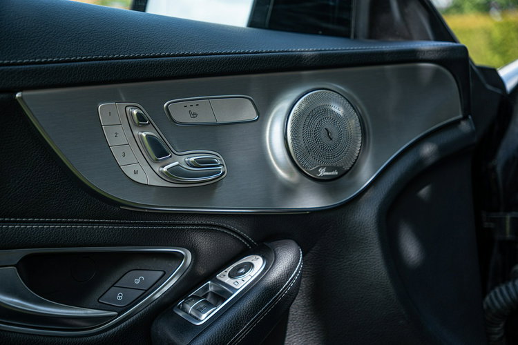 Mercedes C 200 4MATIC COUPÉ / AMG Line / 9G-Tronic / 184KM / SALON SZWAJCARIA /Maxton zdjęcie 16