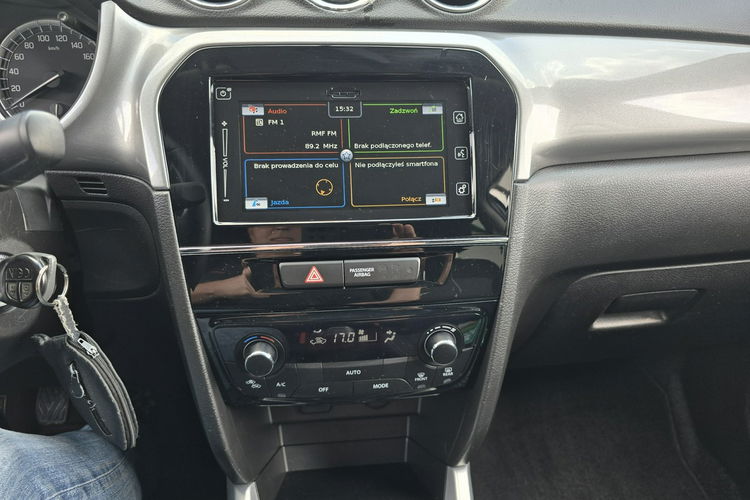 Vitara 100% oryginał, serwis aso suzuki, 4wd. Biała perła. zdjęcie 19