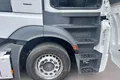samochód ciężarowy Mercedes zdjęcie 13
