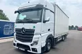samochód ciężarowy Mercedes zdjęcie 2