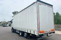 samochód ciężarowy Mercedes zdjęcie 8