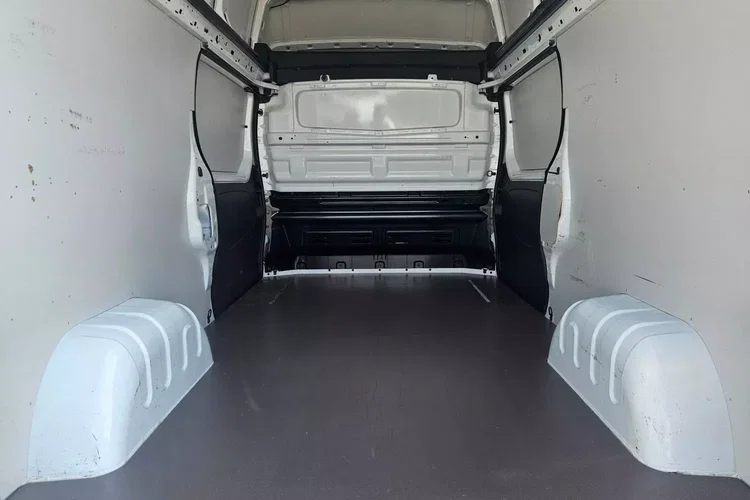 Opel Vivaro L2H2 46999zł NETTO 1.6CDTi/125KM zdjęcie 16