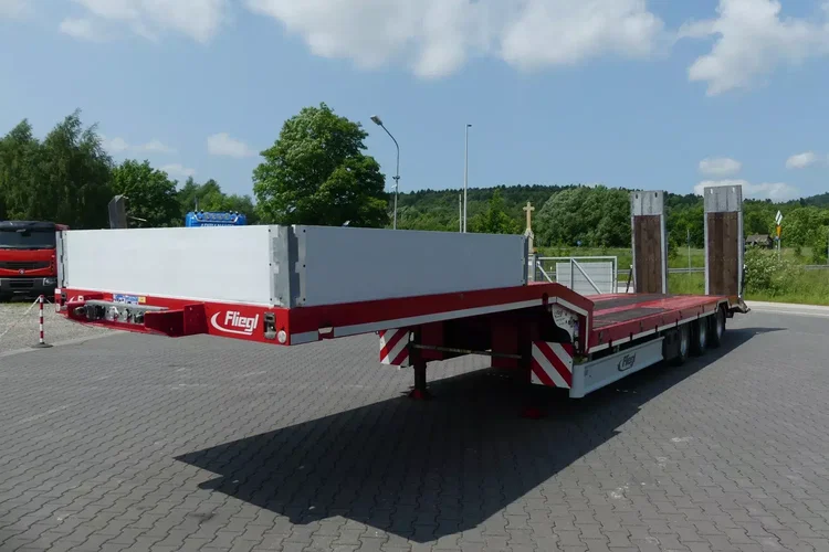 Fliegl NISKOPODWOZIOWA / LAWETA / PRZEBIEG 35 TYS KM / zdjęcie 2