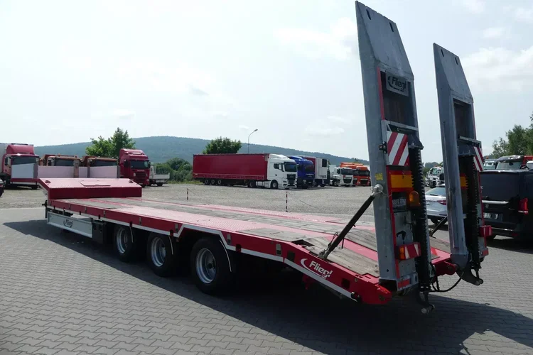 Fliegl NISKOPODWOZIOWA / LAWETA / PRZEBIEG 35 TYS KM / zdjęcie 5