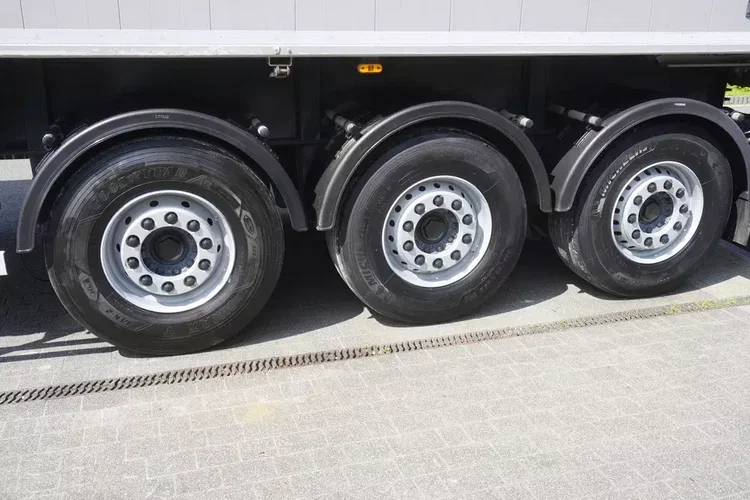 GRAS GS / naczepa 52 m3 / 2023 / 3 sztuki zdjęcie 16