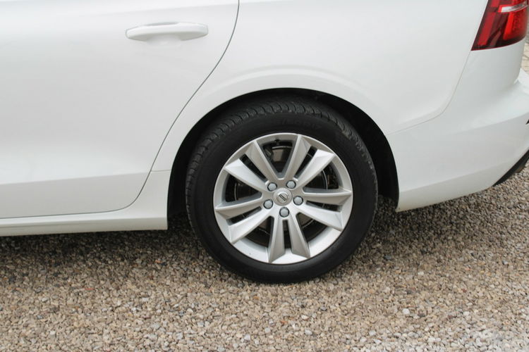Volvo V60 Momentum D4 Gwarancja Salon Polska zdjęcie 9