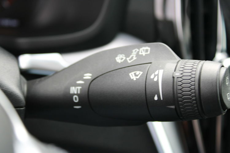 Volvo V60 Momentum D4 Gwarancja Salon Polska zdjęcie 20